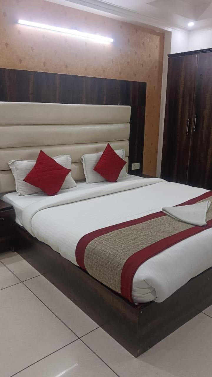 Hotel Tragopan Near Igi Delhi Airport New Delhi
