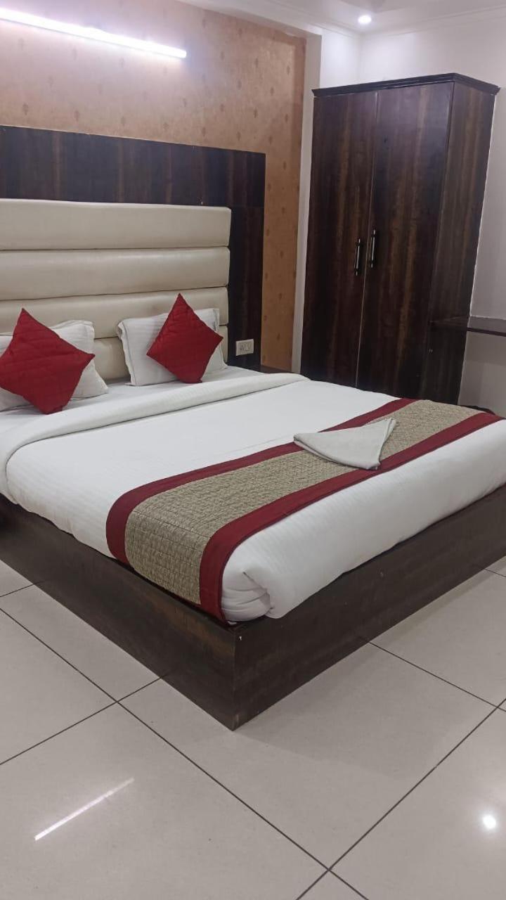 Tragopan Near Igi Delhi Airport 4* New Delhi